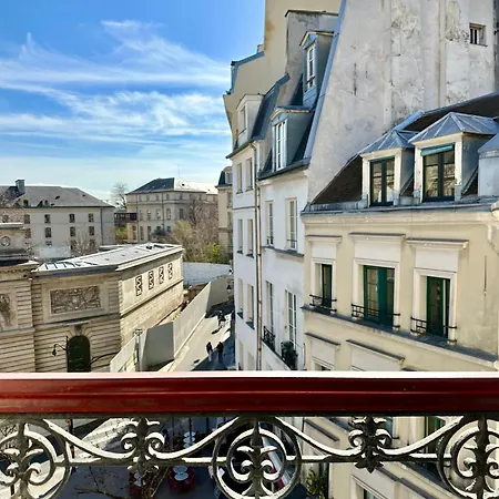 Luxembourg Gardens - Deluxe